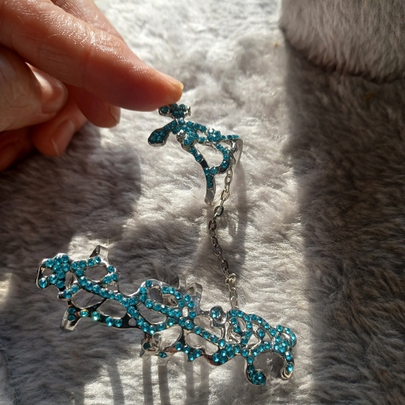 New Doppelfinger Chain Ring - Picture 4 of 10